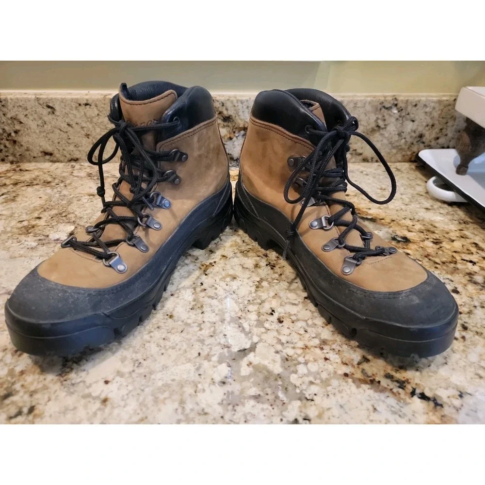 Danner combat hiker